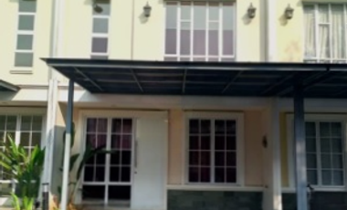 Rumah 2lt 6x17 102m Type 5KT Cluster La seine JGC Jakarta Garden City Cakung