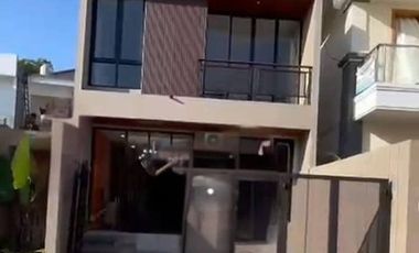 BRAND NEW HOUSE - Rumah Baru Minimalis Kawasan Strategis Denpasar Barat