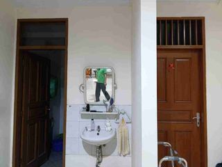 Rumah Megah dan stretegis didaerah cideng jakarta pusat