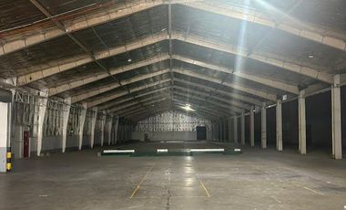 Warehouse for Sale in West Service Road, Muntinlupa (near Sucat)