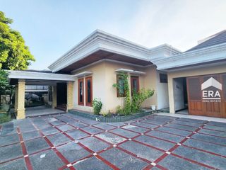 DISEWAKAN RUMAH MEWAH DI SOLO DEKAT PARAGON MALL