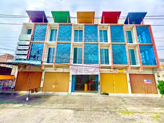 Disewakan Ruko 3 Lantai di Jl Brumbungan Raya, Semarang