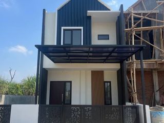 Dijual Rumah Murah Baru Gress 2 Lantai di Lawang Malang