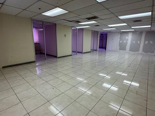SEWA KANTOR DI JAKARTA SELATAN GATOT SUBROOTO 242M2 PARTISI 120K NEGO