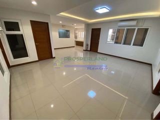 FOR SALE: WAREHOUSE/OFFICE SPACE IN LAS PIÑAS CITY