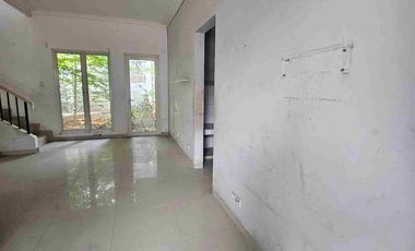 Jual Rumah Suvarna Padi 2 lantai 8x20