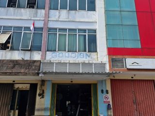 RUKO SIAP HUNI, DI JALAN BOULEVARD UTAMA BSD
