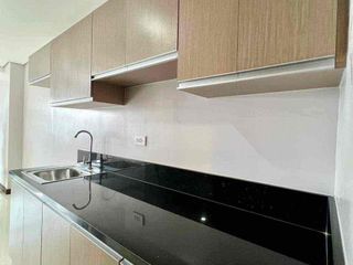 Pasalo Sale Rush! Studio w/ Parking in Pioneer Mandaluyong. Gateway Regency Studios.