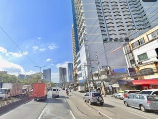For Sale: Commercial Building in Quezon City