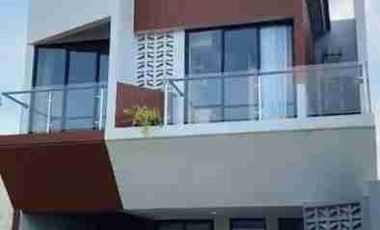 Miliki Rumah Primary Balboa hillside Dekat universitas Terbuka dan Mall The Park Sawangan