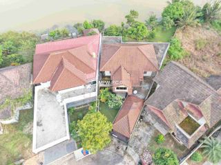 Jual Murah Rumah Villa 4 Kamar Batam Sekupang Di Shangril la