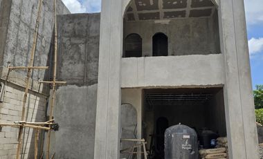 DI JUAL VILLA ON PROGREES : SAAT INI PEMBANGUNAN DI 70%. LOKASI DI JALAN PANTAI BALANGAN