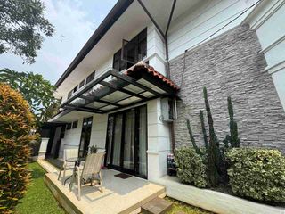Jual MURAH Rumah Pejaten Barat di Huk Ada Swimming Pool Komplek Bank Niaga Jl Niaga LT437M2 Pasar Minggu Bawah Harga Pasar