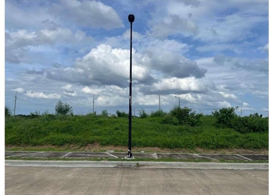Single Loaded Lot for Sale in Ardia Vermosa Cavite | Lamudi.com.ph