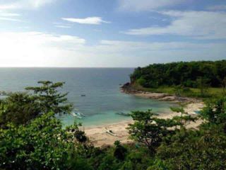 Pretty Beach House in Malapascua for sale