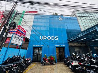 *TURUN HARGA*  DIJUAL RUKO 3LANTAI GANDENG PINGGIR JALAN RS FATMAWATI CILANDAK JAKARTA SELATAN