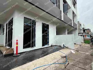 Ruko 3.5 Lantai Siap Huni Semi Furnished di Kemayoran