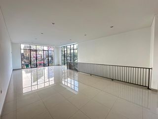 Dijual Ruko Bagus Terawat Strategis di Jl. Gatot Subroto Kota Bandung