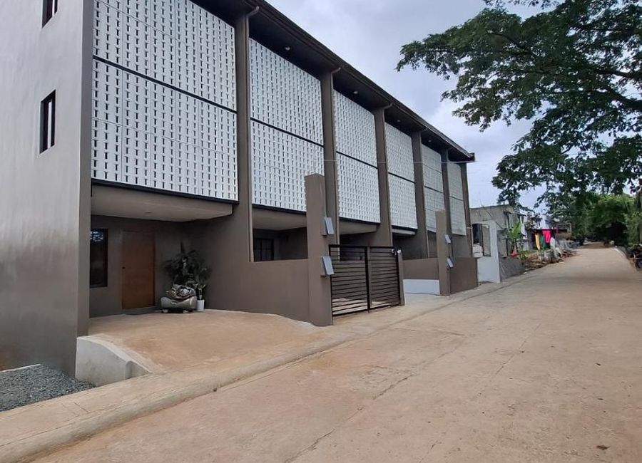 Botong Francisco Road, Mahabang Parang, Angono, Rizal