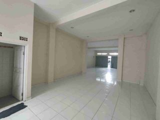 MURAH Ruang Usaha Strategis Area RAMAIi di Cikutra dekat RS SANTO YUSUF