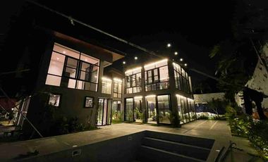 Spacious Ayala Alabang House & Lot for Sale ✨