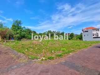Tanah Luas 2800m² di Kawasan Tenang Taman Mumbul, Benoa, Bali