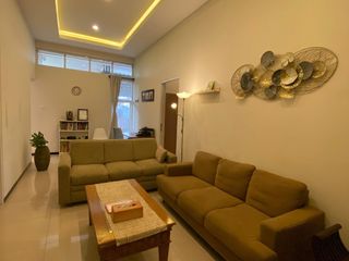 Turun Harga! JUAL CEPAT! Rumah MURAH Kota Subang, Cocok untuk Kantor, Tinggal