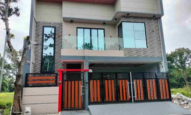 4 Bedrooms + 3 Toilet and Bath with Powder Room, Swimming Pool and Modern Kitchen Sink (powered by Water Filter Device) Solar Panel and Water Tank operated
