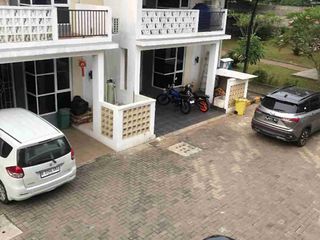 jual beserta isi nya,tinggal bawa koper saja,
