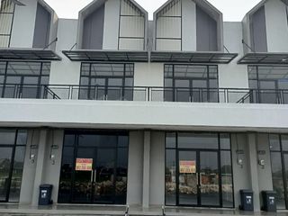 2 Ruko Jejer Baru Gress Grand Eastern Surabaya Timur
