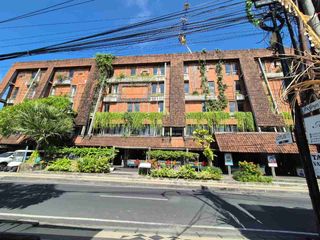 Dijual Via Lelang Hotel Lokasi Jalan Drupadi Kel.Seminyak  Kec Kuta Kab. Badung Bali
