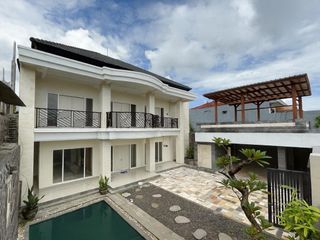 Dijual resto dan usaha water spot los pantai tanjung benoa nusa dua kuta selatan badung bali.