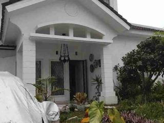 Dijual rumah di komplek setiabudi regency Bandung 
Jawa Barat