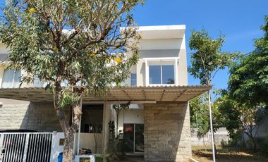 Dijual Via Lelang Rumah Puri Surya Jaya Cluster Valencia Strait