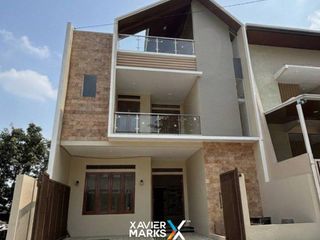 V1 Villa Baru Ada Private Pool dan Rooftop di Abdul Gani Atas Batu