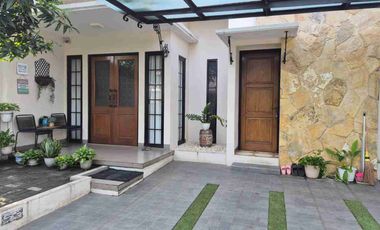 Dijual Rumah Bagus Siap Huni di Griya Loka BSD City -id