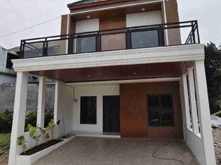 RUMAH CLUSTER MEWAH EKSKLUSIF STRATEGIS DI JATIMURNI, BEKASI