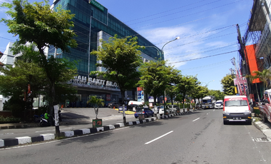 Timur Stadion Mandala Krida Jogja, Tanah SHM Dijual