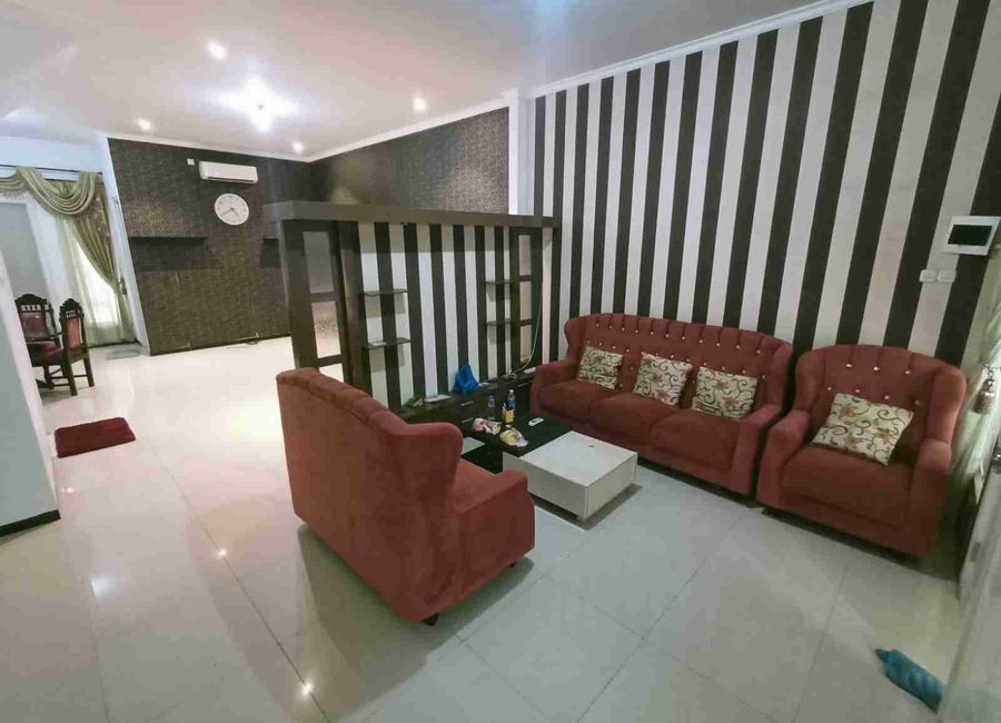 Nego Sampai deal‼️ Rumah Cantik di Gayung Kebonsari INJOKO dekat ...
