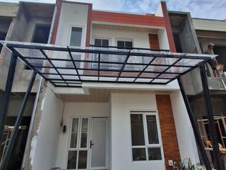 Rumah Cluster Baru Siap Huni 3 Kamar Bisa KPR dekat Pintu TOL  Jakarta Selatan