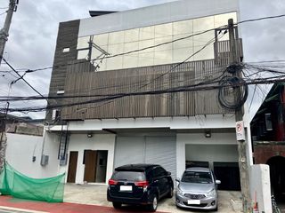 3-Story Commercial Building with Roof Deck in Marikina – Near Xeland | Php 40M