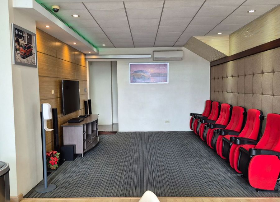FLAGSHIP SHOWROOM & EXECUTIVE RESIDENCE | 1,215 SQM | SCT. RALLOS, QC ...
