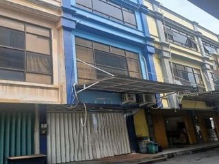 Ruko 3 Lantai Rungkut Megah Raya Surabaya – Harga Kompetitif, Area Bisnis Aktif