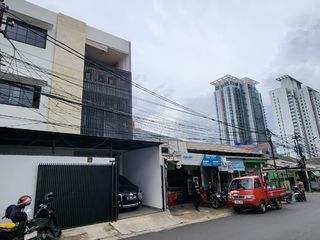 DIJUAL KOST CIPETE Pinggir Jalan Raya