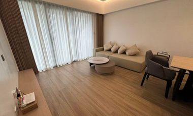 For  Sale Newly Renovated 2 Bedroom Unit in Shang Salcedo Makati