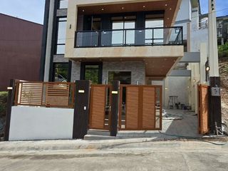 Modern 3 Storey House and Lot for Sale in Richgate Subd., Baguio City