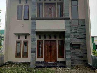 BREBES PASARBATANG PERUMAHAN FAMILY RESIDENCE 2 RUMAH 2 LANTAI PADAT PENDUDUK STRATEGIS 
JUAL MURAH