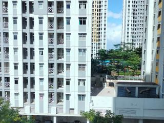 Apartemen The Springlake Summarecon Bekasi, Type 2BR, Lantai Tinggi di Tower Baru, Siap Huni