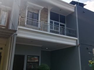 Rumah 2 Lantai 84m² Puri Mutiara Cipayung Siap Huni