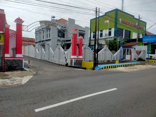 DIJUAL SEGERA : Dua Tanah Pekarangan utr BKK/Puskesmas Kedawung, Sragen